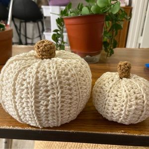 Crochet pumpkin decor
